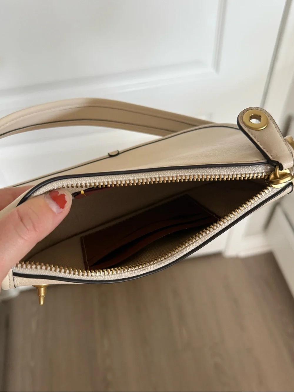 Coach compact shoulder